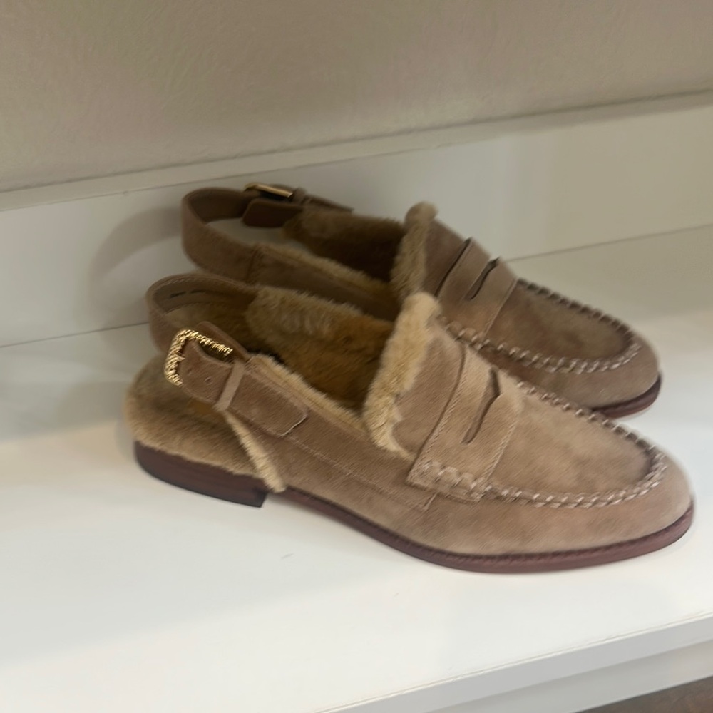 Dolce Vita Tan Flats Moccasin Style